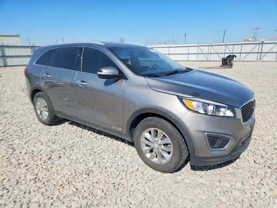 5XYPGDA51GG093885 2016 KIA SORENTO-3