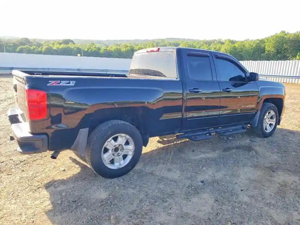 1GCVKREC0HZ392928 2017 CHEVROLET SILVERADO-2