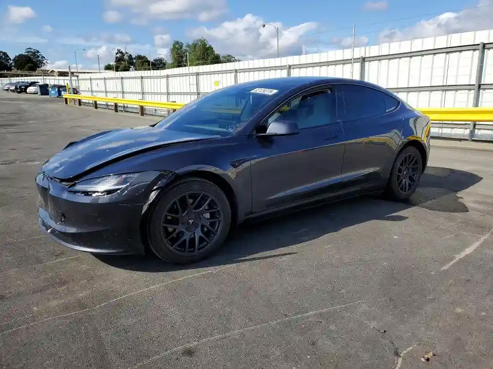 5YJ3E1EB8RF793397 2024 TESLA MODEL 3-0