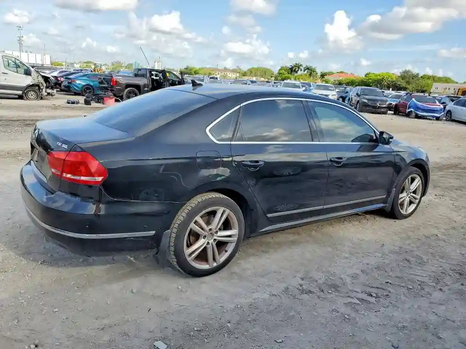 1VWCT7A37EC052539 2014 VOLKSWAGEN PASSAT-2