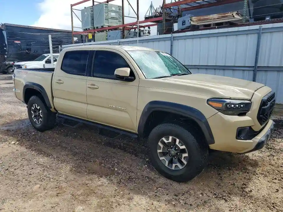 3TMCZ5AN8JM146168 2018 TOYOTA TACOMA-3