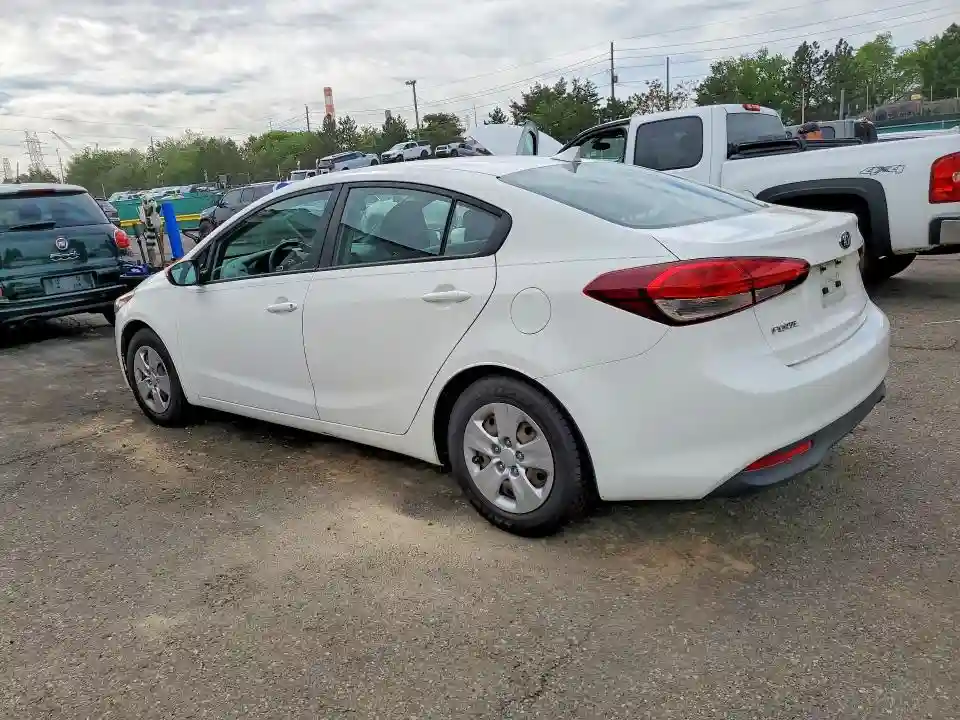 3KPFK4A7XHE144178 2017 KIA FORTE-1