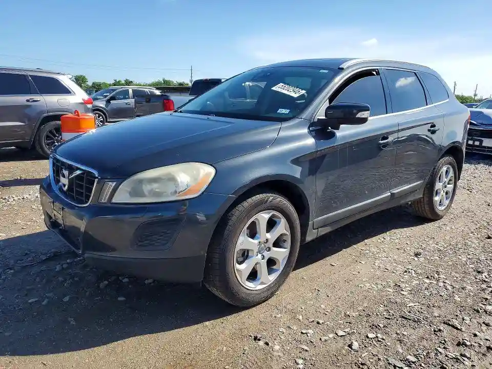 YV4952DL2D2382063 2013 VOLVO XC60-0