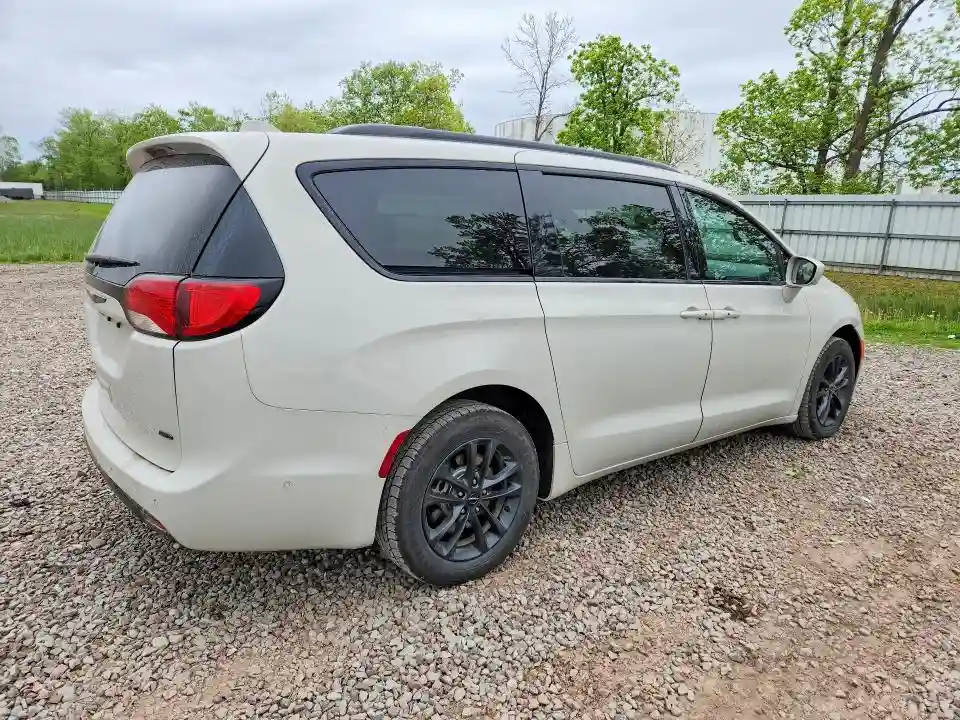 2C4RC3BG2LR268066 2020 CHRYSLER PACIFICA-2