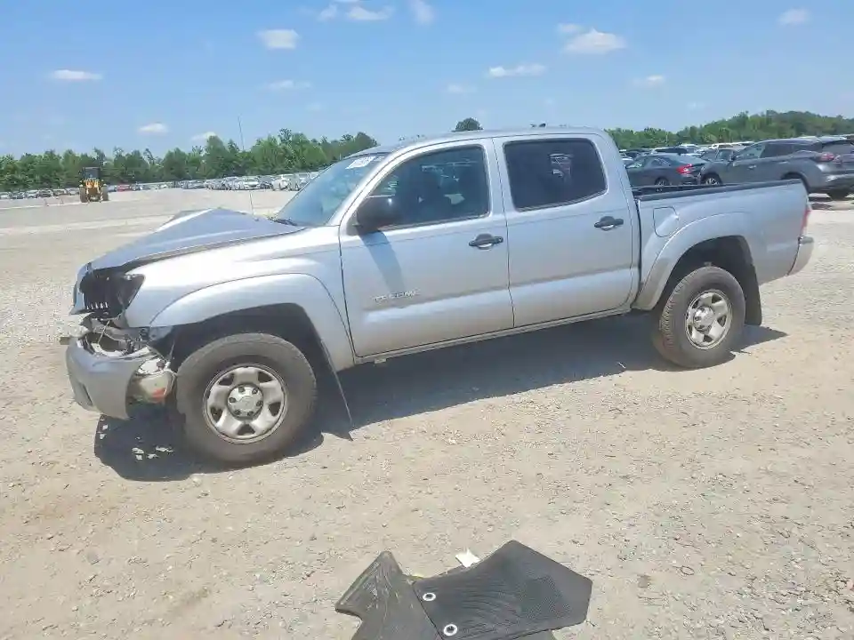 3TMLU4EN5FM182359 2015 TOYOTA TACOMA V6-0