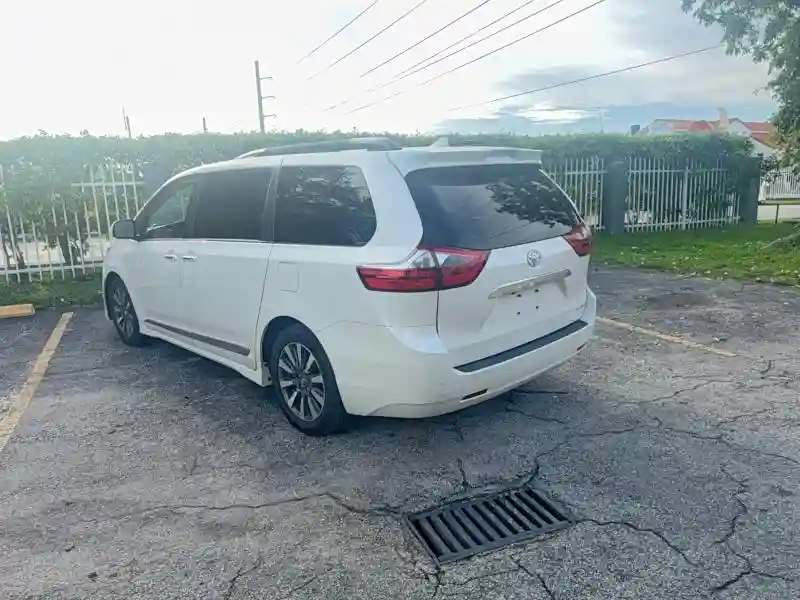 5TDYZ3DC5LS025251 2020 TOYOTA SIENNA-2