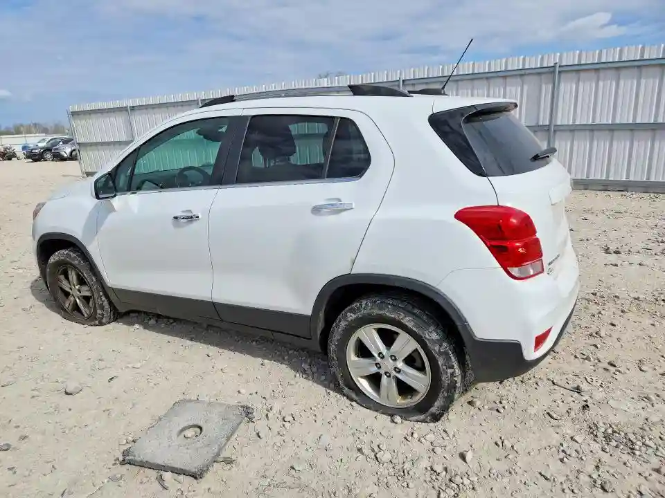 KL7CJPSB0KB773587 2019 CHEVROLET TRAX-1
