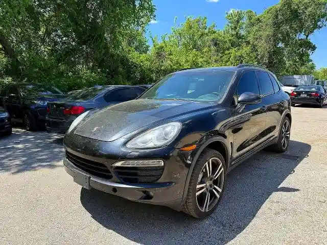 WP1AB2A23CLA45610 2012 PORSCHE CAYENNE-1