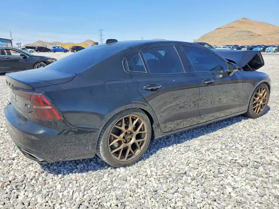7JR102FM0KG006497 2019 VOLVO S60-2