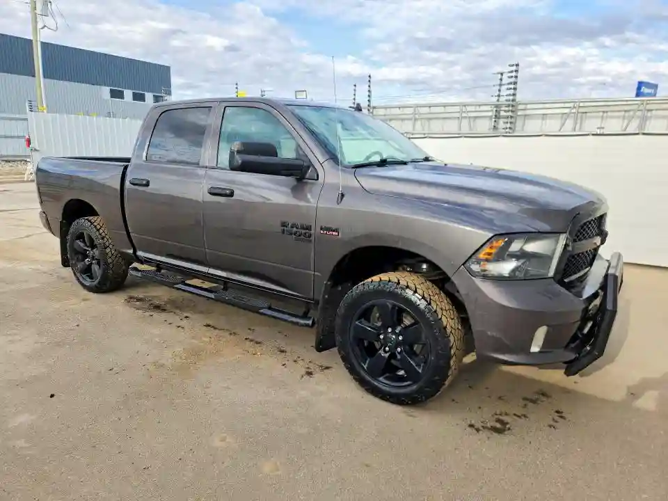 3C6RR7KT2KG731502 2019 RAM 1500-3