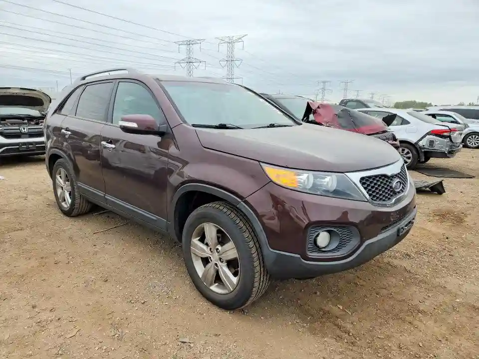 5XYKU4A26CG268070 2012 KIA SORENTO-3