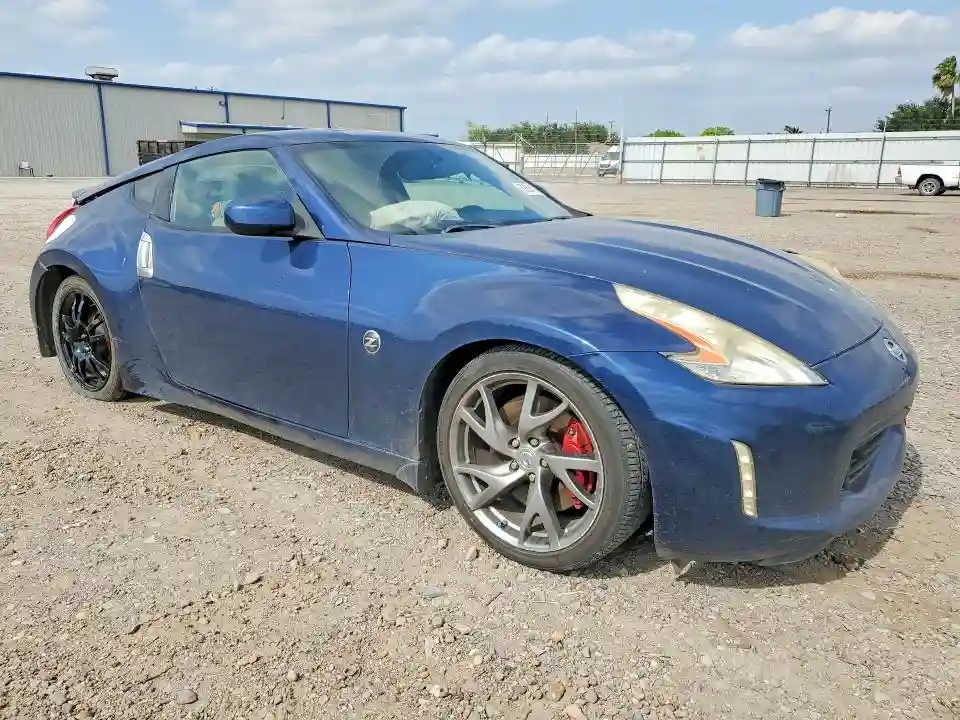 JN1AZ4EH4EM636441 2014 NISSAN 370Z-3