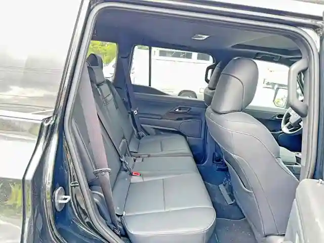 JTJTBCDX9S5070972 2025 LEXUS GX-5