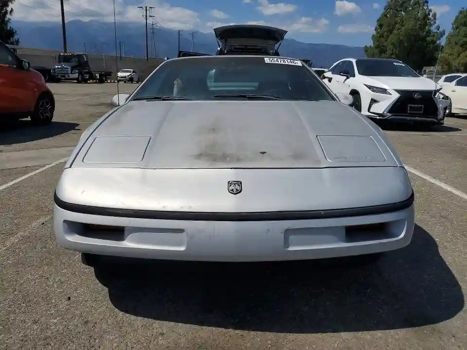 1G2PE1191JP209215 1988 PONTIAC FIERO-4