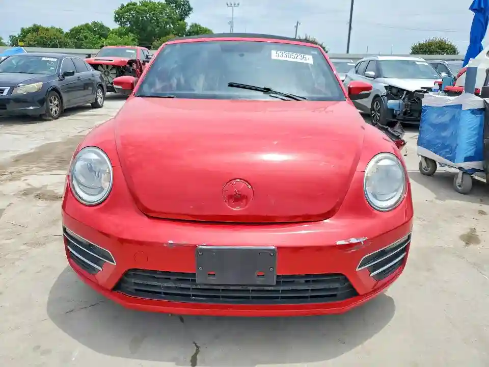 3VW5DAAT8JM516630 2018 VOLKSWAGEN BEETLE-4