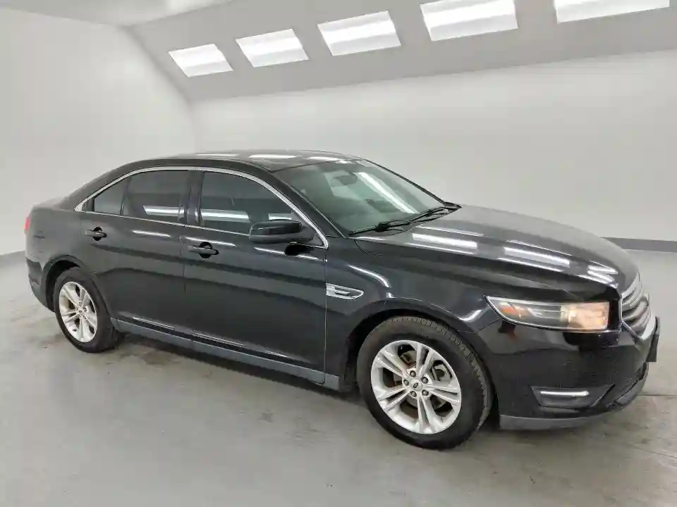 1FAHP2H82HG126292 2017 FORD TAURUS-3