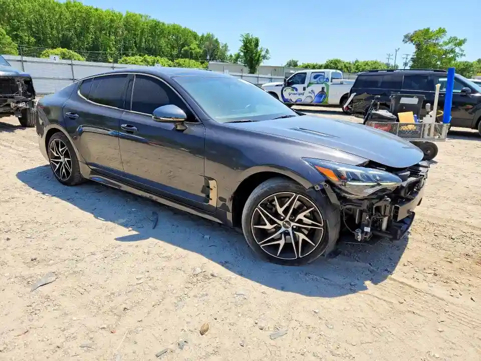 KNAE35LD8P6137961 2023 KIA STINGER-3