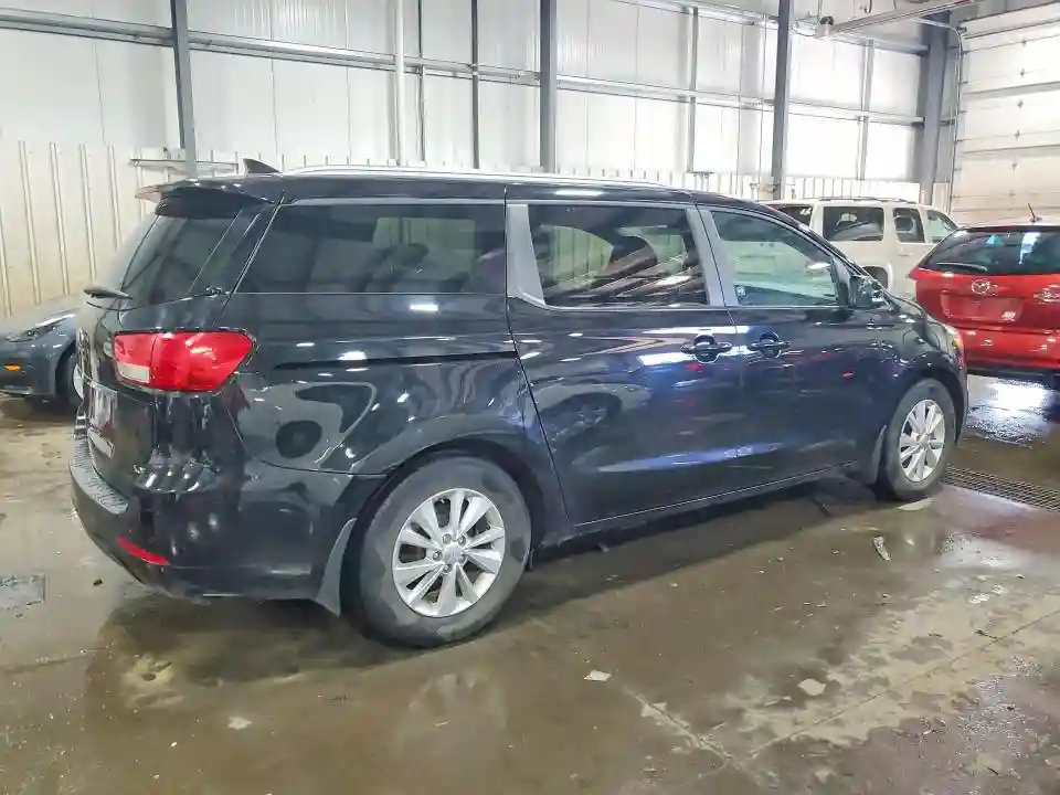 KNDMB5C1XG6099141 2016 KIA SEDONA-2