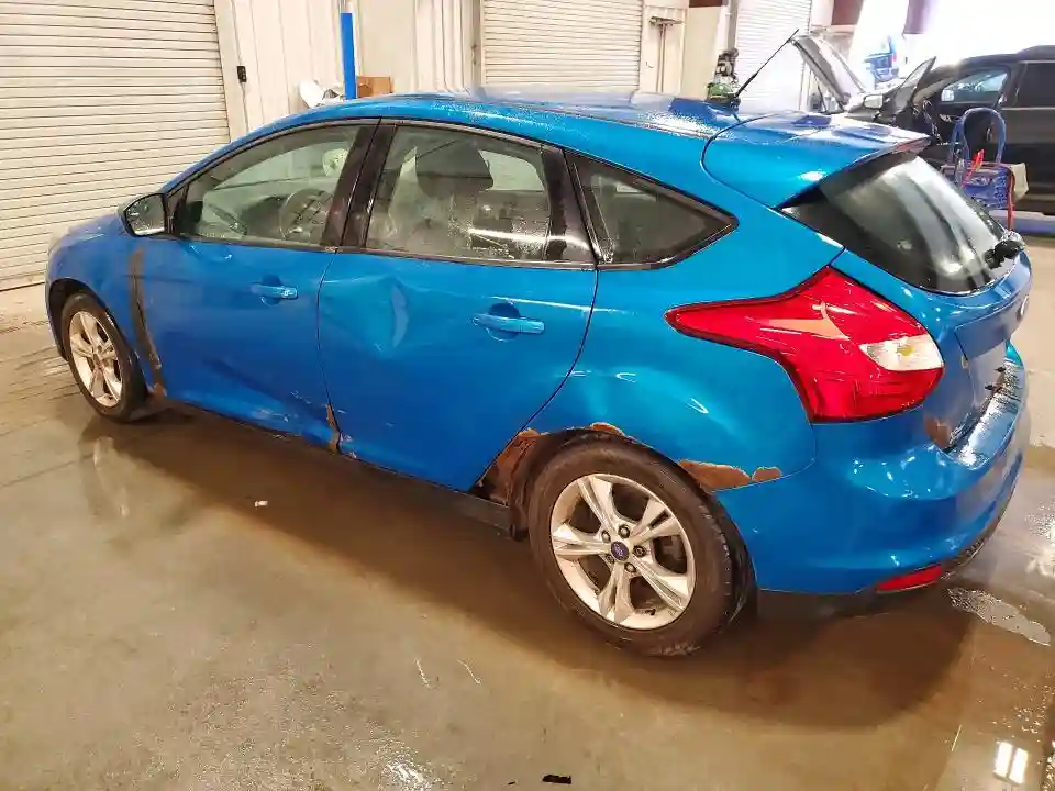 1FAHP3K21CL446293 2012 FORD FOCUS-1