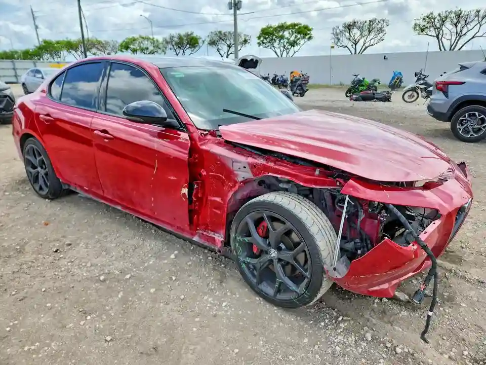 ZARFAMAN3L7631464 2020 ALFA ROMEO GIULIA-3