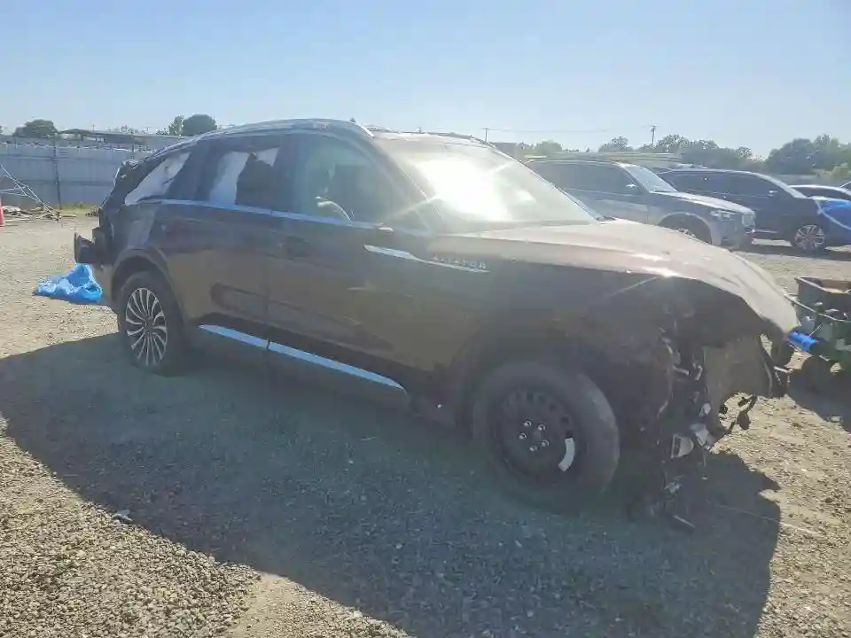 5LM5J7XC3LGL06786 2020 LINCOLN AVIATOR-3