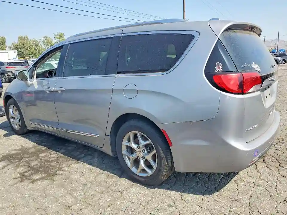 2C4RC1GG6HR504318 2017 CHRYSLER PACIFICA-1