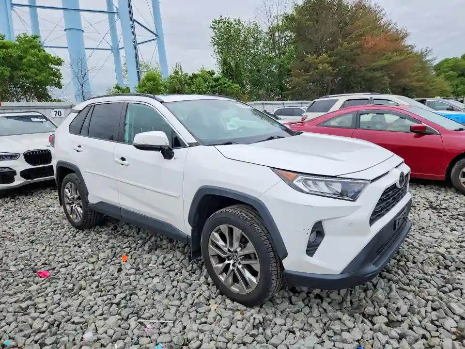 2T3A1RFV4KW035387 2019 TOYOTA RAV4-3