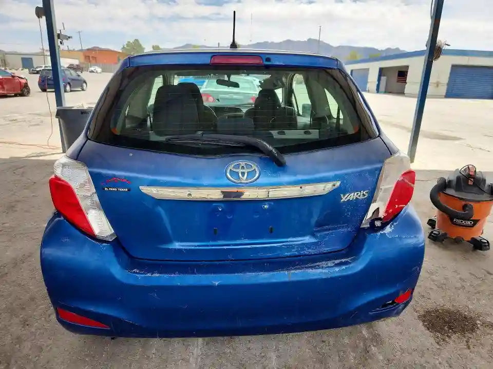 JTDJTUD31CD534130 2012 TOYOTA YARIS-5