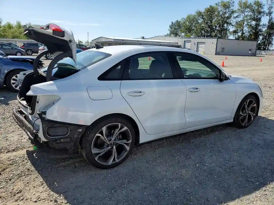 WAUAUDGY1PA092023 2023 AUDI A3-2