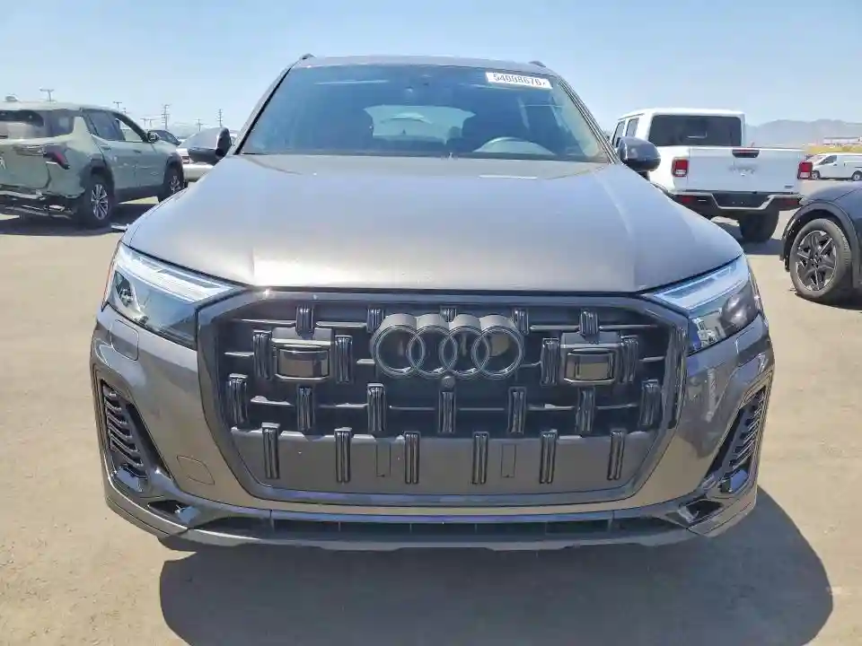 WA1LVBF78SD005015 2025 AUDI Q7-4