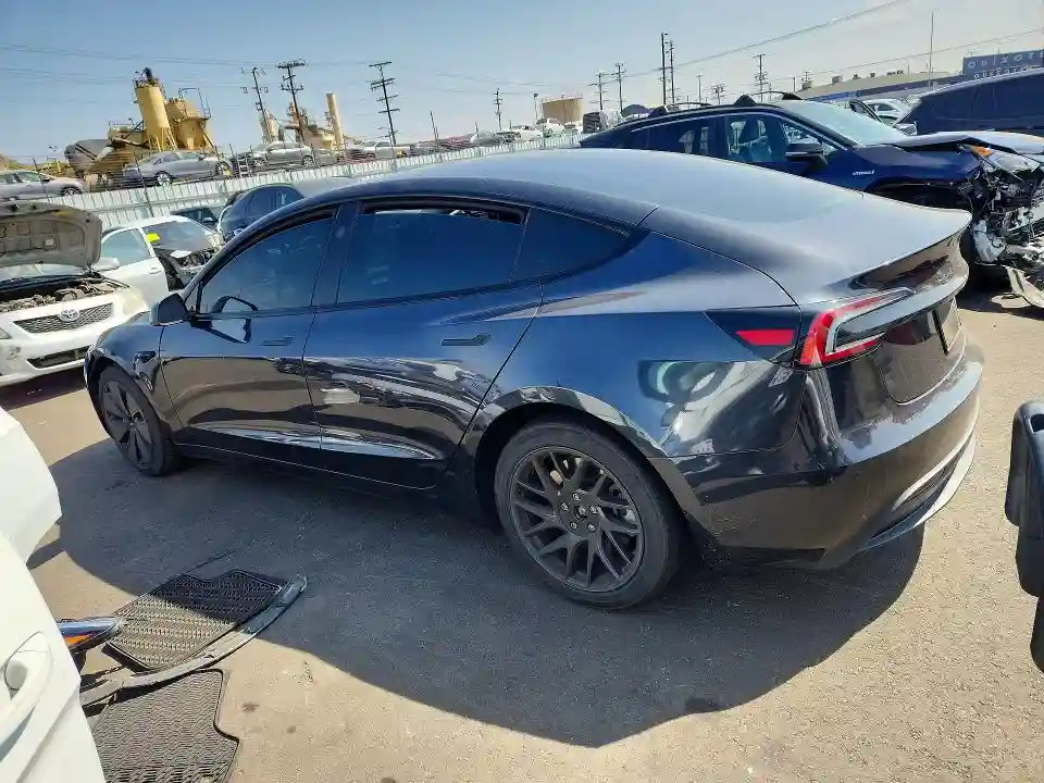 5YJ3E1EAXRF873274 2024 TESLA MODEL 3-1