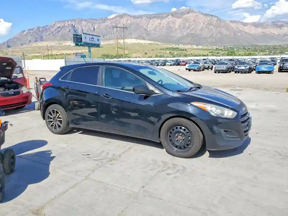 KMHD35LHXGU335871 2016 HYUNDAI ELANTRA-3