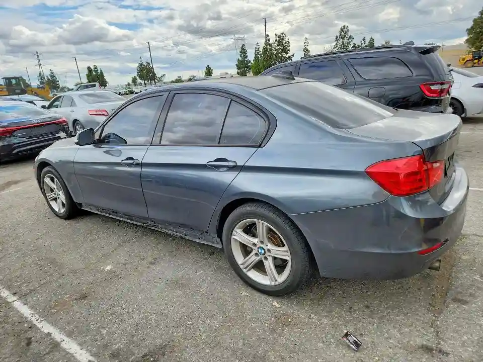 WBA3B1G59FNT04712 2015 BMW 3 SERIES-1