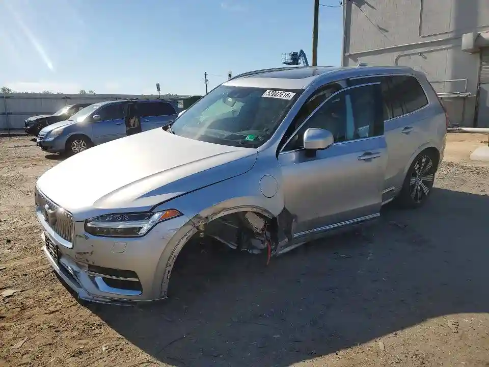 YV4BR0CL4N1812906 2022 VOLVO XC90-0