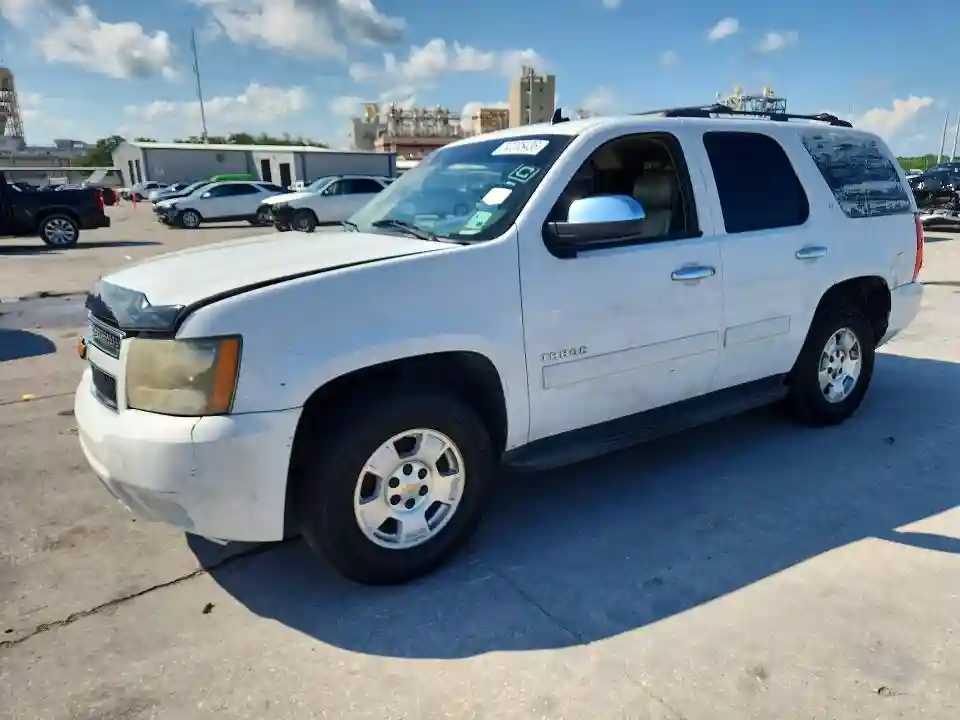 1GNSCBE07DR142200 2013 CHEVROLET TAHOE-0