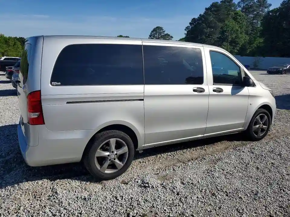 WD4PG2EE5H3302314 2017 MERCEDES-BENZ METRIS-2