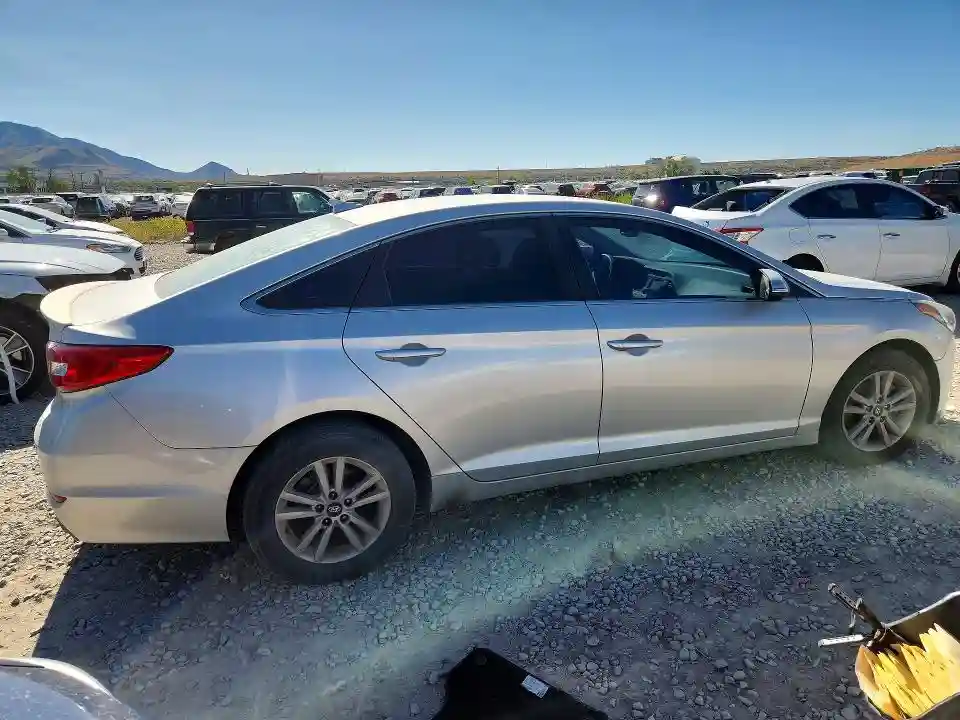 5NPE24AA7FH112367 2015 HYUNDAI SONATA-2