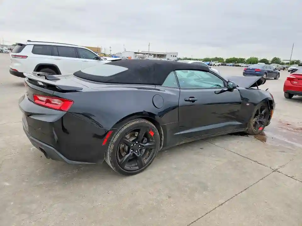 1G1FF3D73J0102565 2018 CHEVROLET CAMARO-2