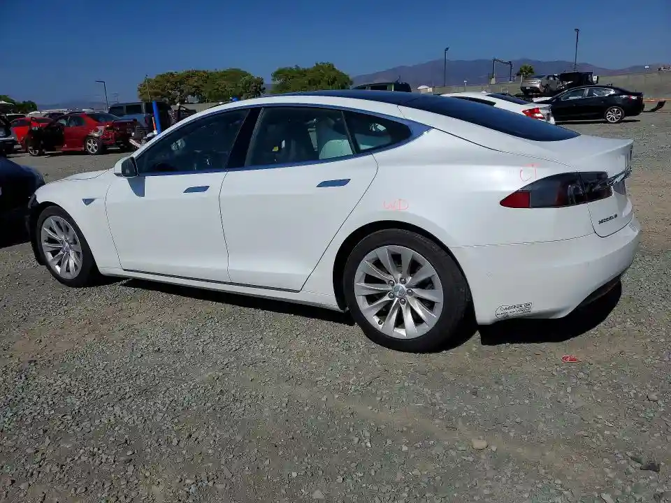 5YJSA1E20GF156122 2016 TESLA MODEL S-1