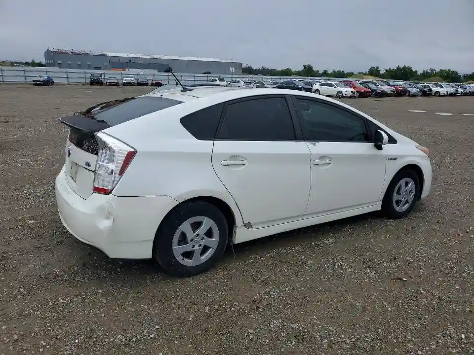 JTDKN3DU1B1414894 2011 TOYOTA PRIUS-2