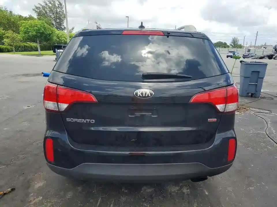 5XYKT4A63EG477436 2014 KIA SORENTO-5