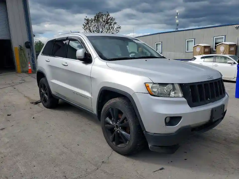 1C4RJFAT5CC313337 2012 JEEP CHEROKEE-3