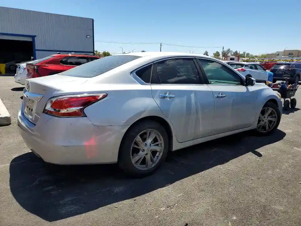 1N4AL3AP0FN893880 2015 NISSAN ALTIMA-2