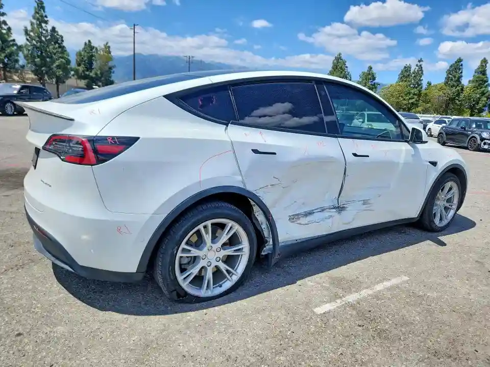 5YJYGDEE7MF194334 2021 TESLA MODEL Y-2