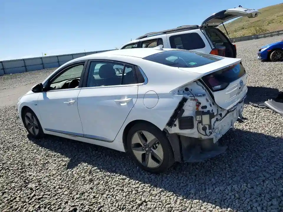 KMHC05LC3LU232522 2020 HYUNDAI IONIQ-1