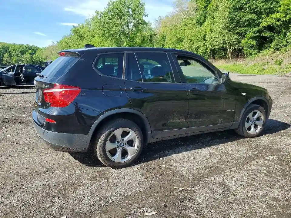 5UXWX5C57BL707378 2011 BMW X3-2