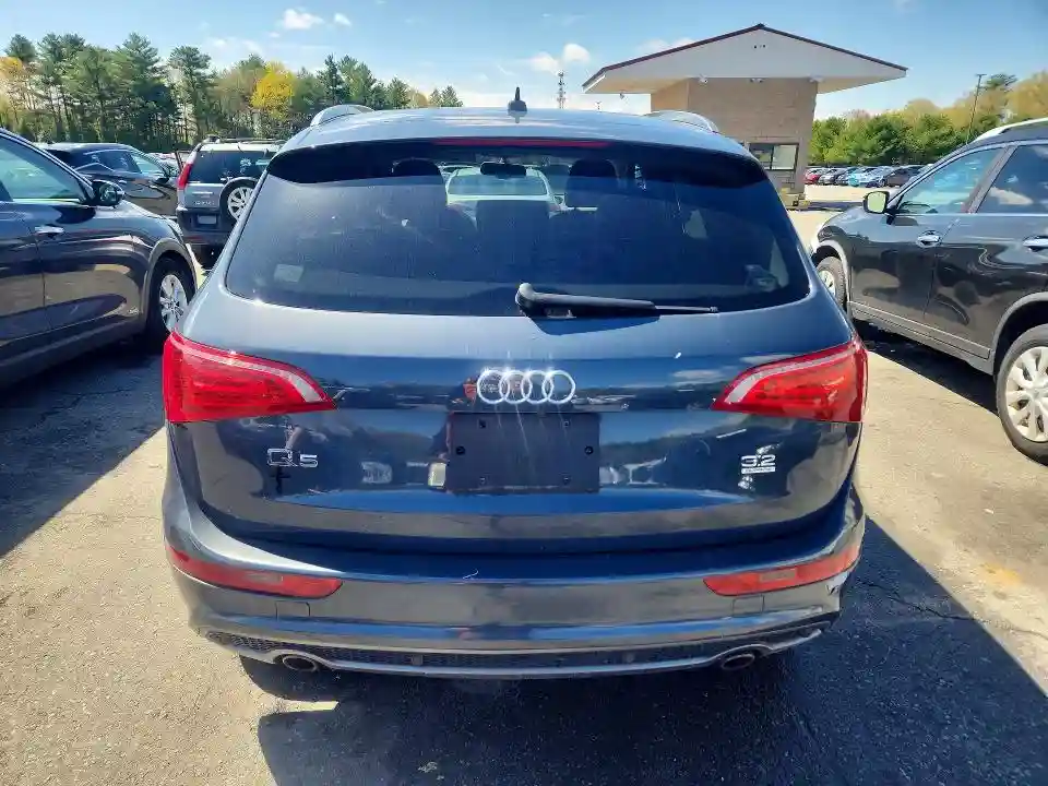 WA1DKAFP5BA096401 2011 AUDI Q5-5