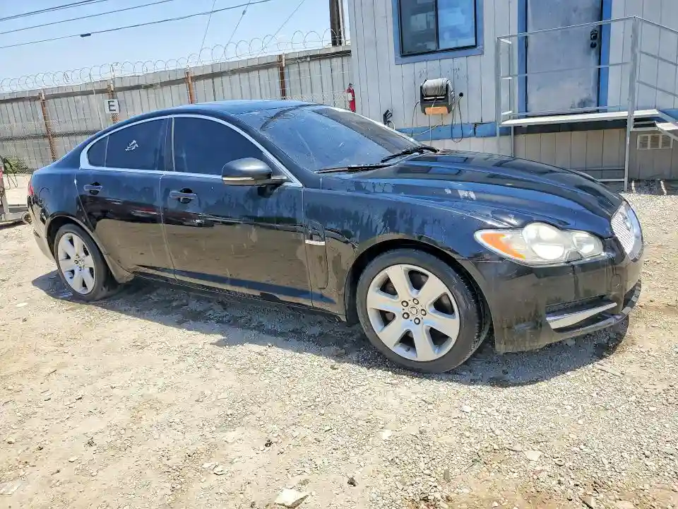 SAJWA0FBXBLS13119 2011 JAGUAR XF-3
