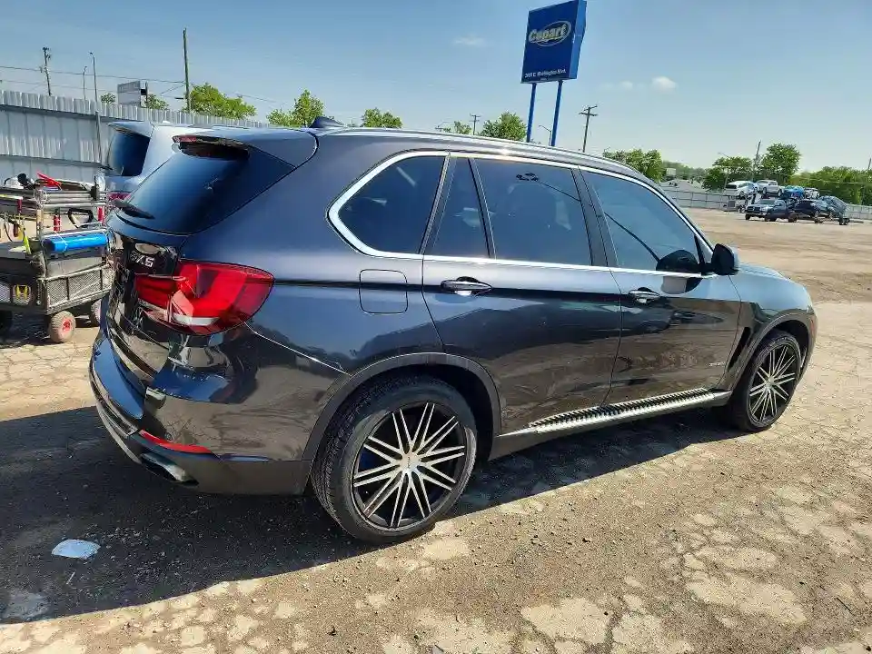 5UXKR6C51F0J77611 2015 BMW X5-2