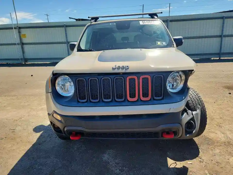 ZACCJBCT9GPC80792 2016 JEEP RENEGADE-4